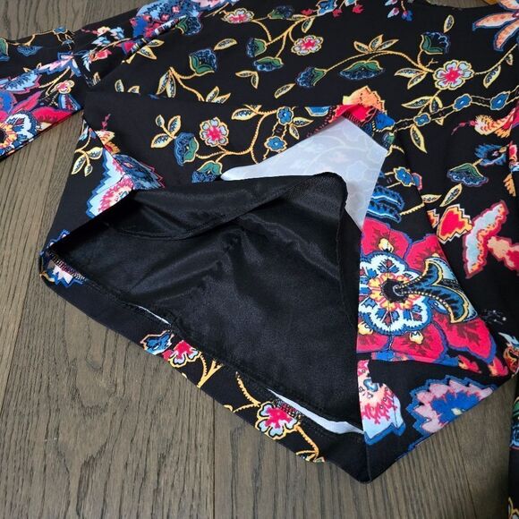 🆕️ Beulah Style Victorious Long Flare Bell Sleeve Blouse in Floral - Picture 6 of 11